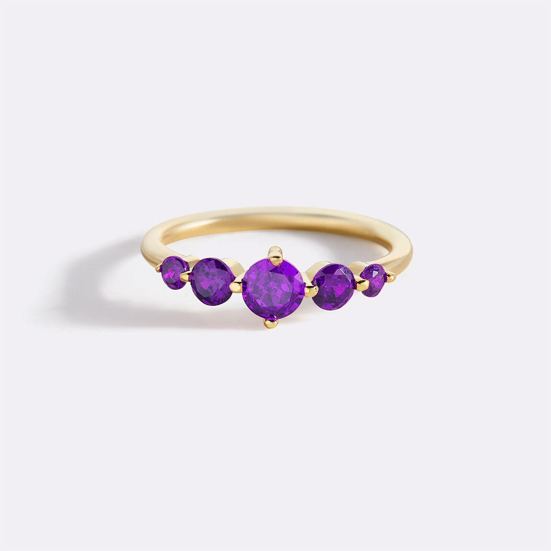 Bague de déclaration à cinq pierres de naissance