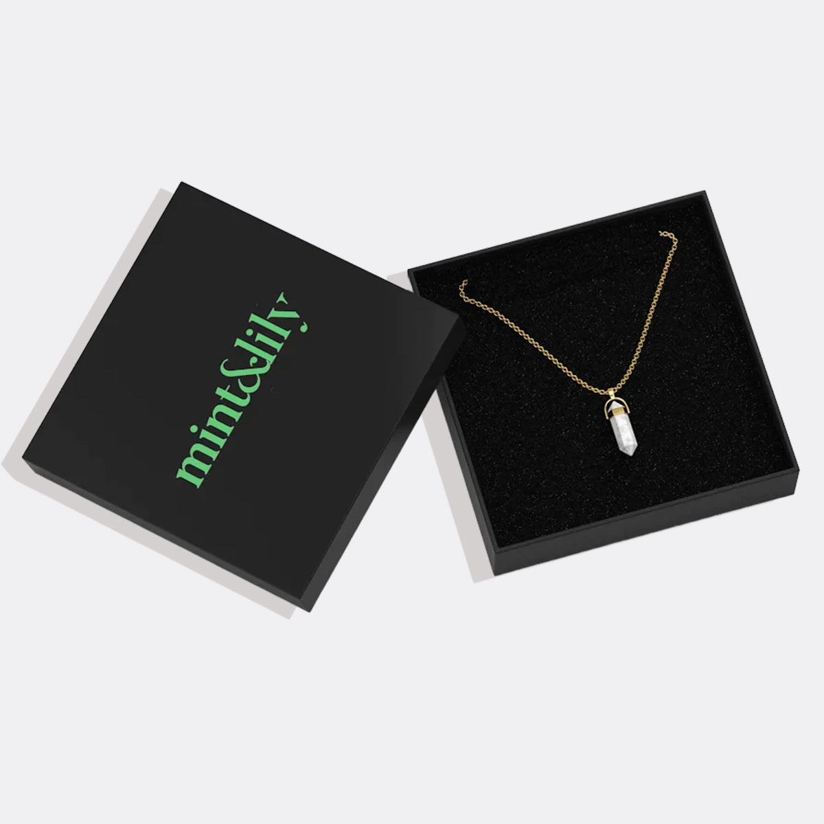 Collier à pointes de pierres précieuses