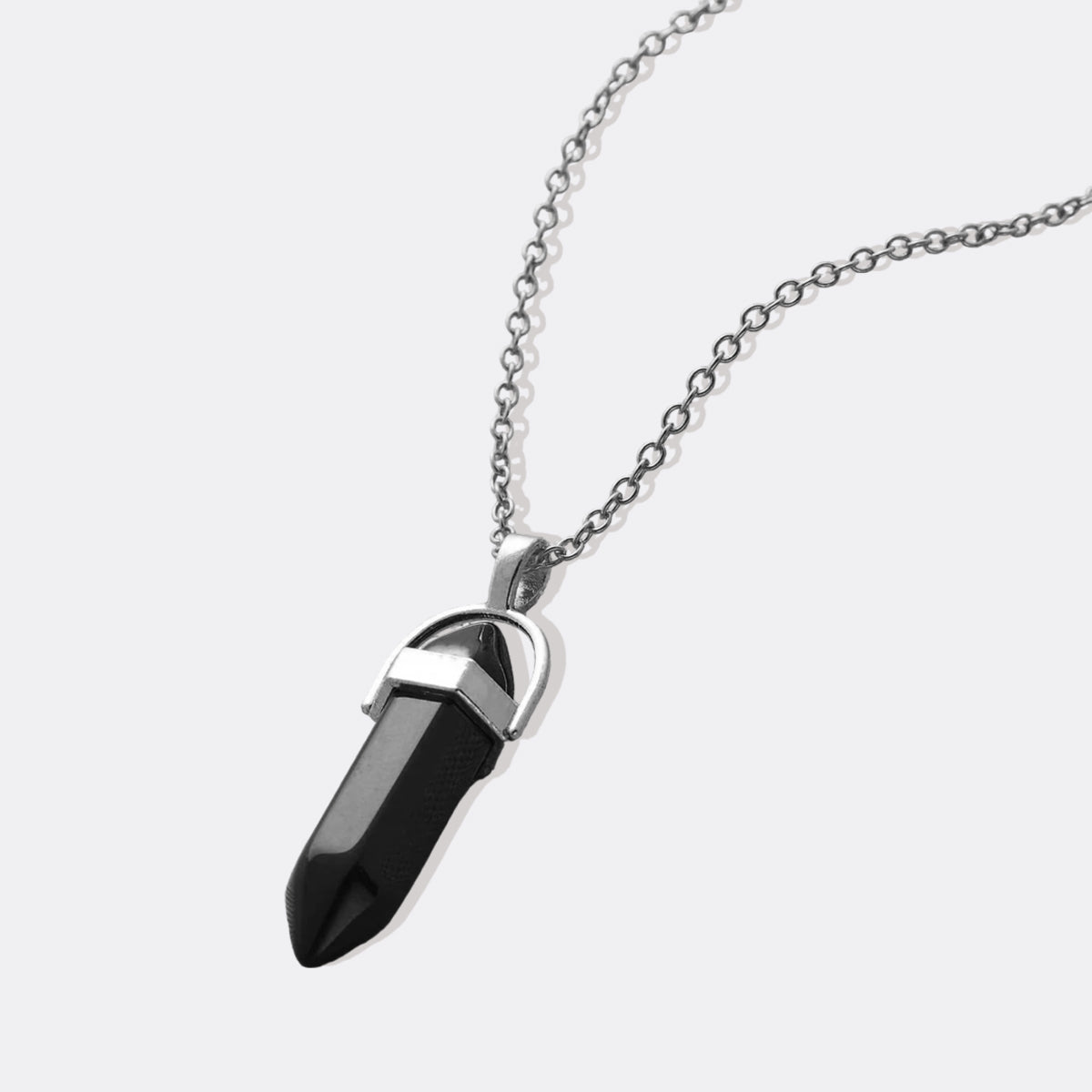 Collier à pointes de pierres précieuses