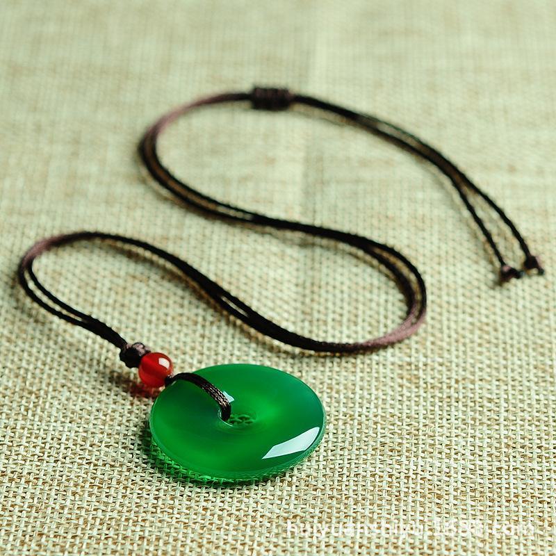 Collier disque de jade vert - Attire la positivité et l'harmonie