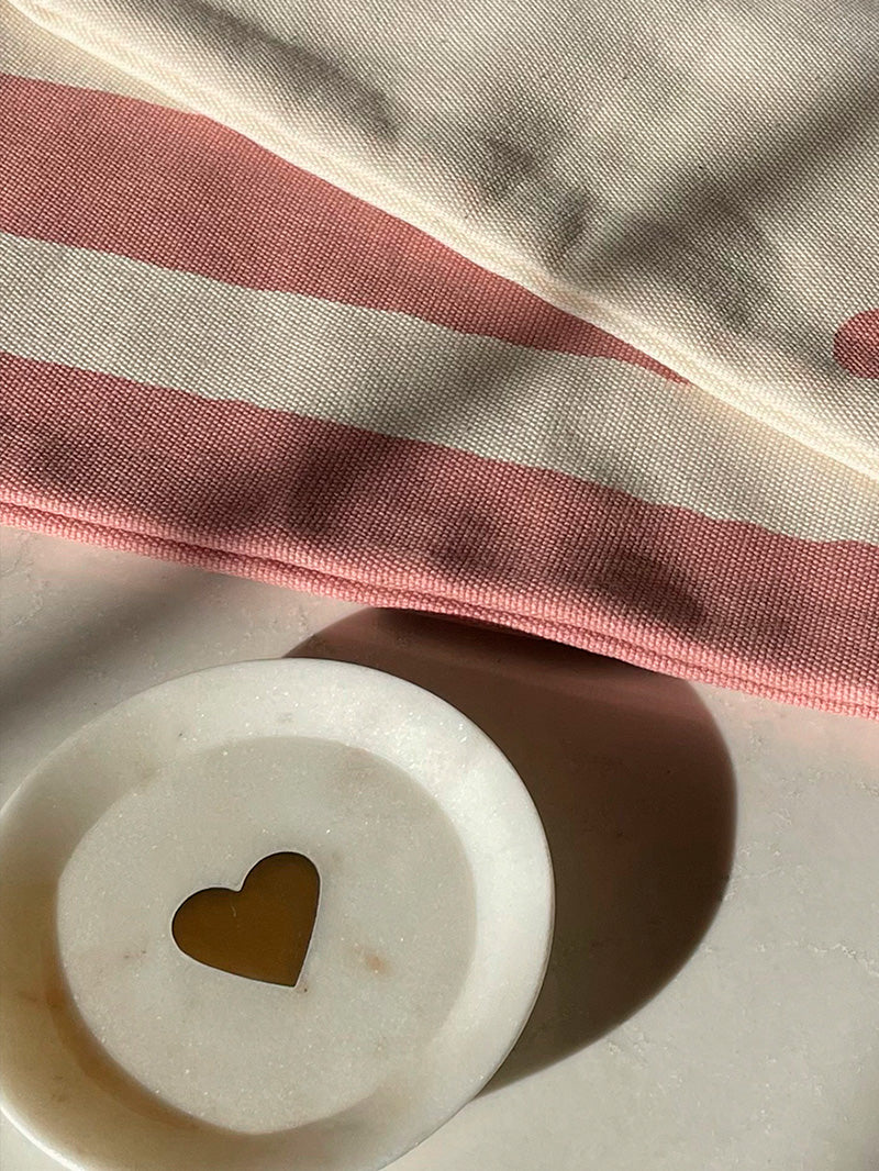 Plat à bijoux en forme de cœur