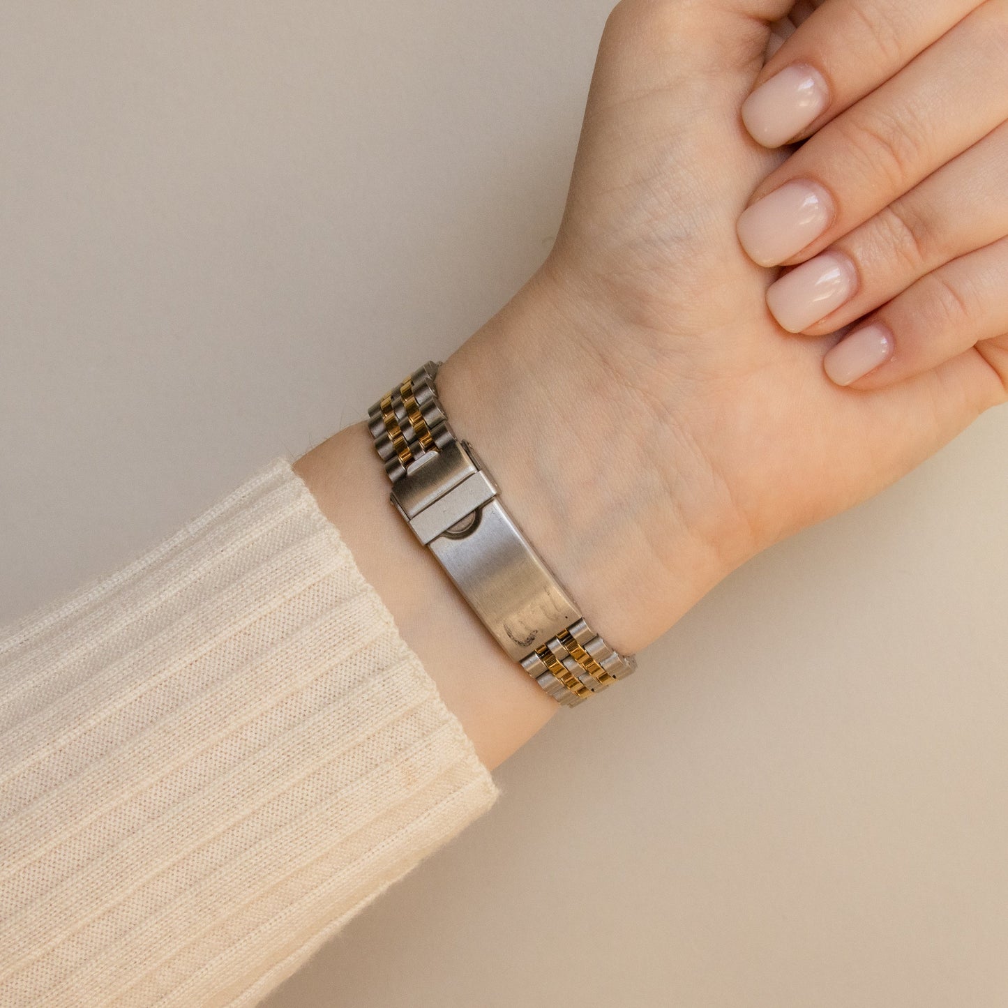 Montre ronde bicolore vintage Rema Ronini