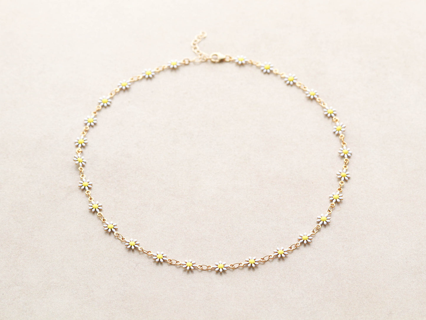 Daisy Chain Necklace