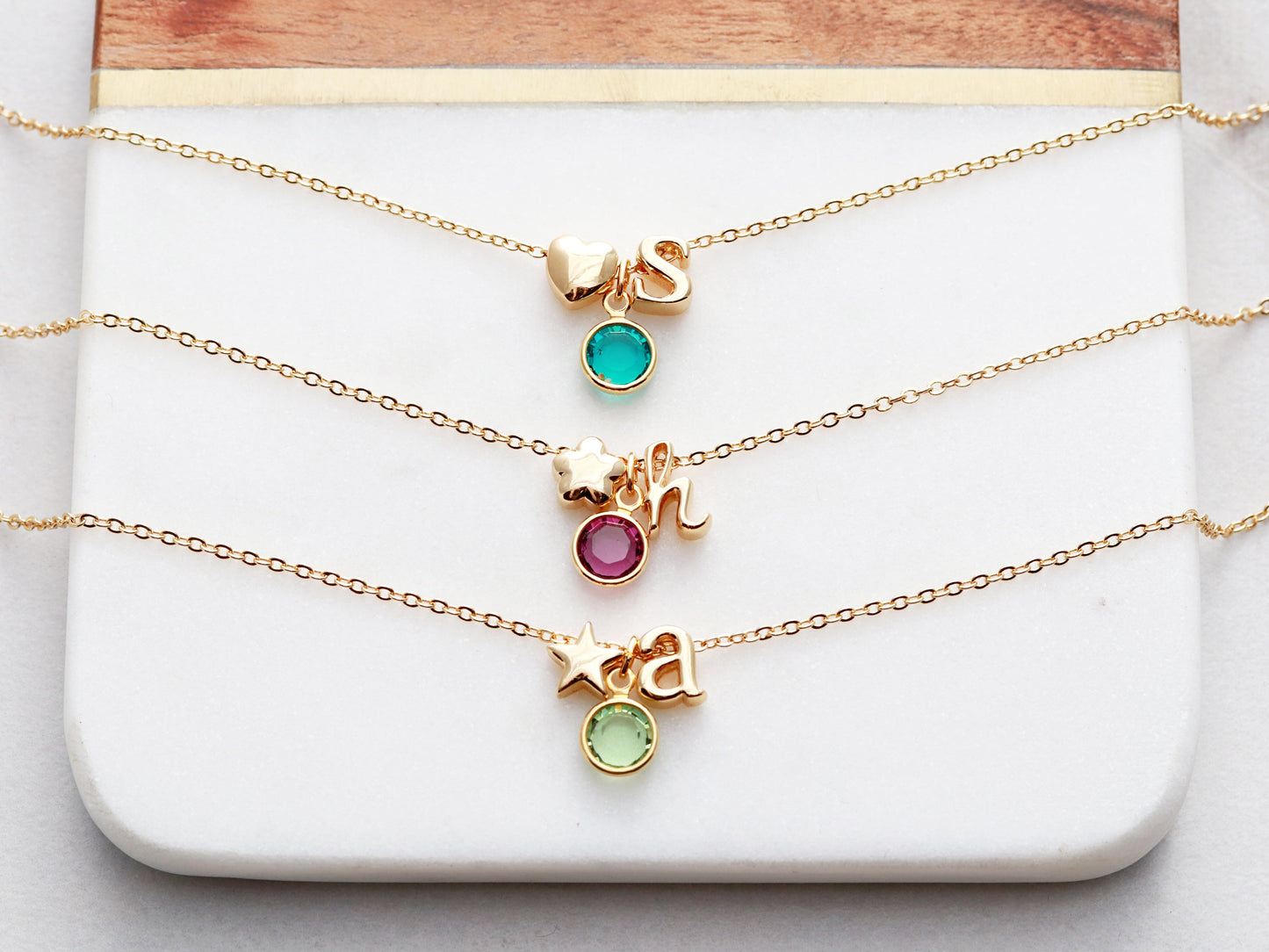 Collier avec pierre de naissance pour enfant