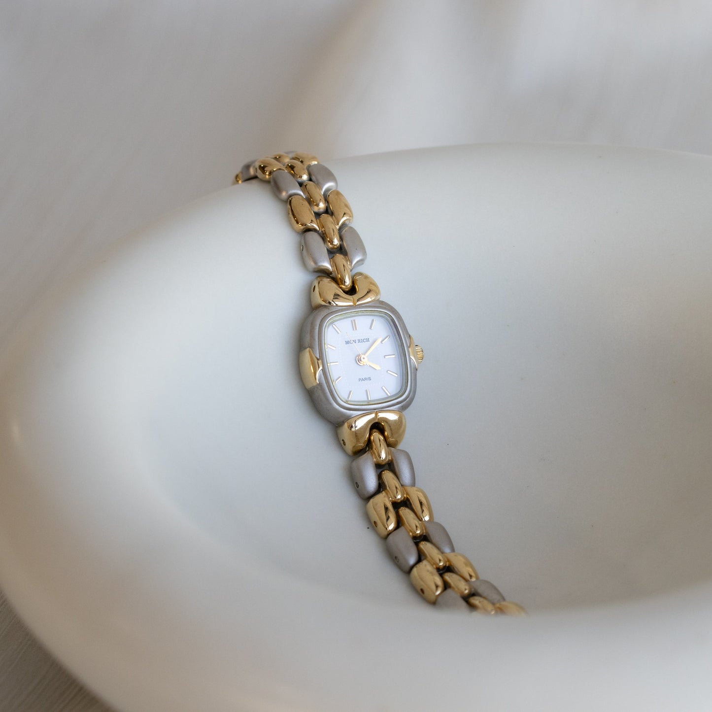 Montre vintage Mon Rich Square bicolore