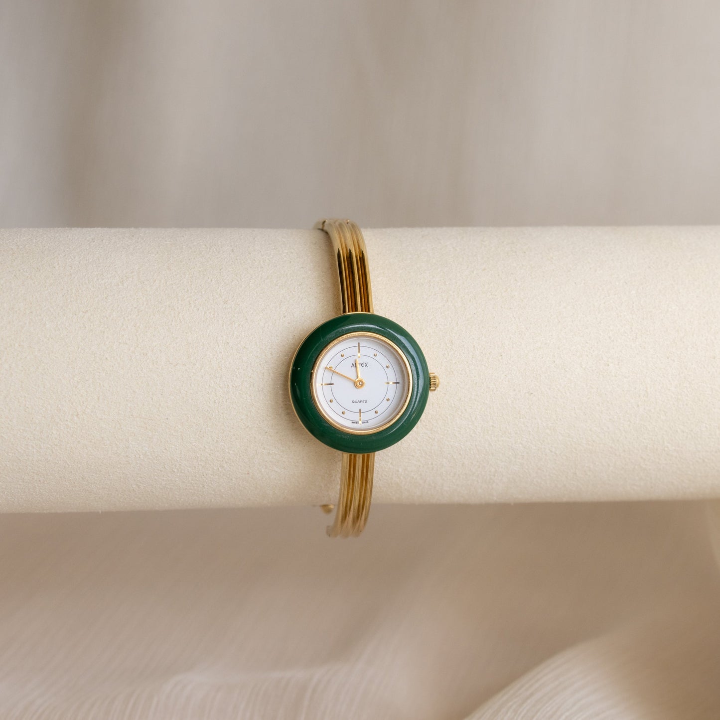 Montre-bracelet fine suisse vintage Alfex en or