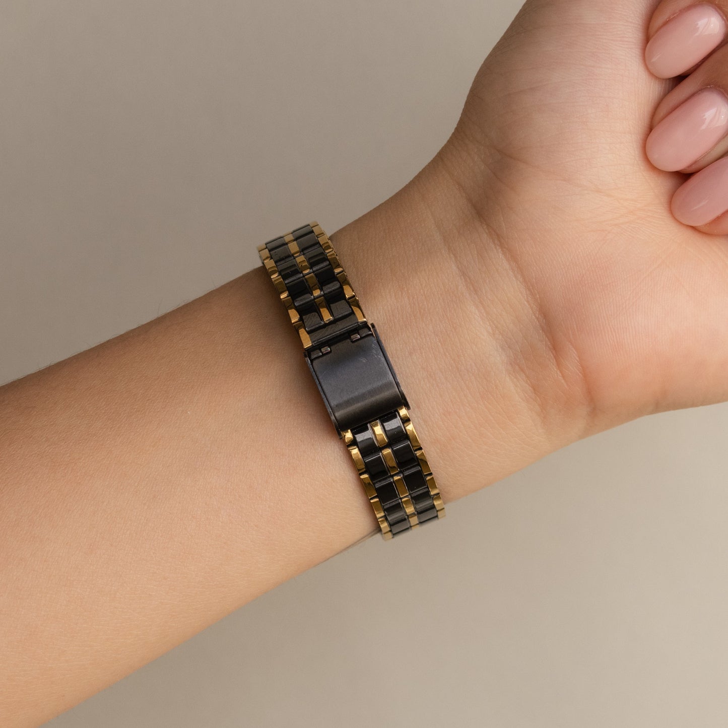 Vintage Gianni Accardi Black Gold Watch