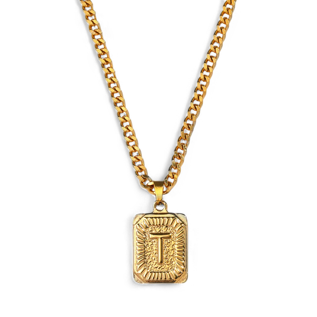 Collier pendentif carte initiale avec chaîne gourmette