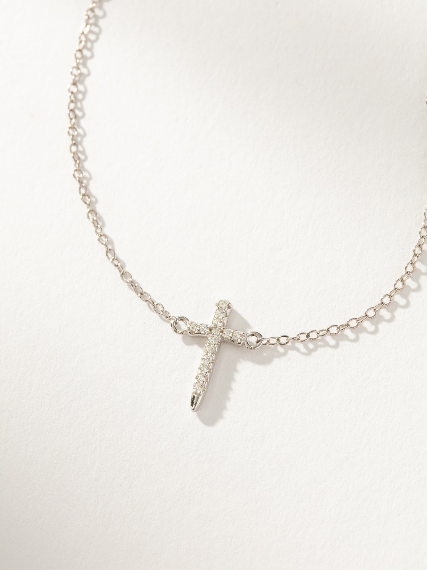 Collier croix simple