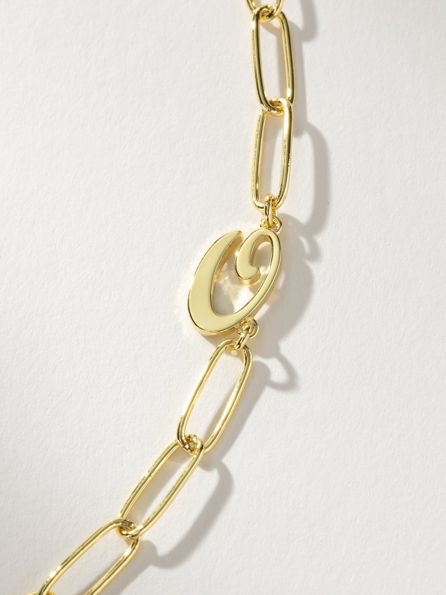 Collier avec initiales cursives