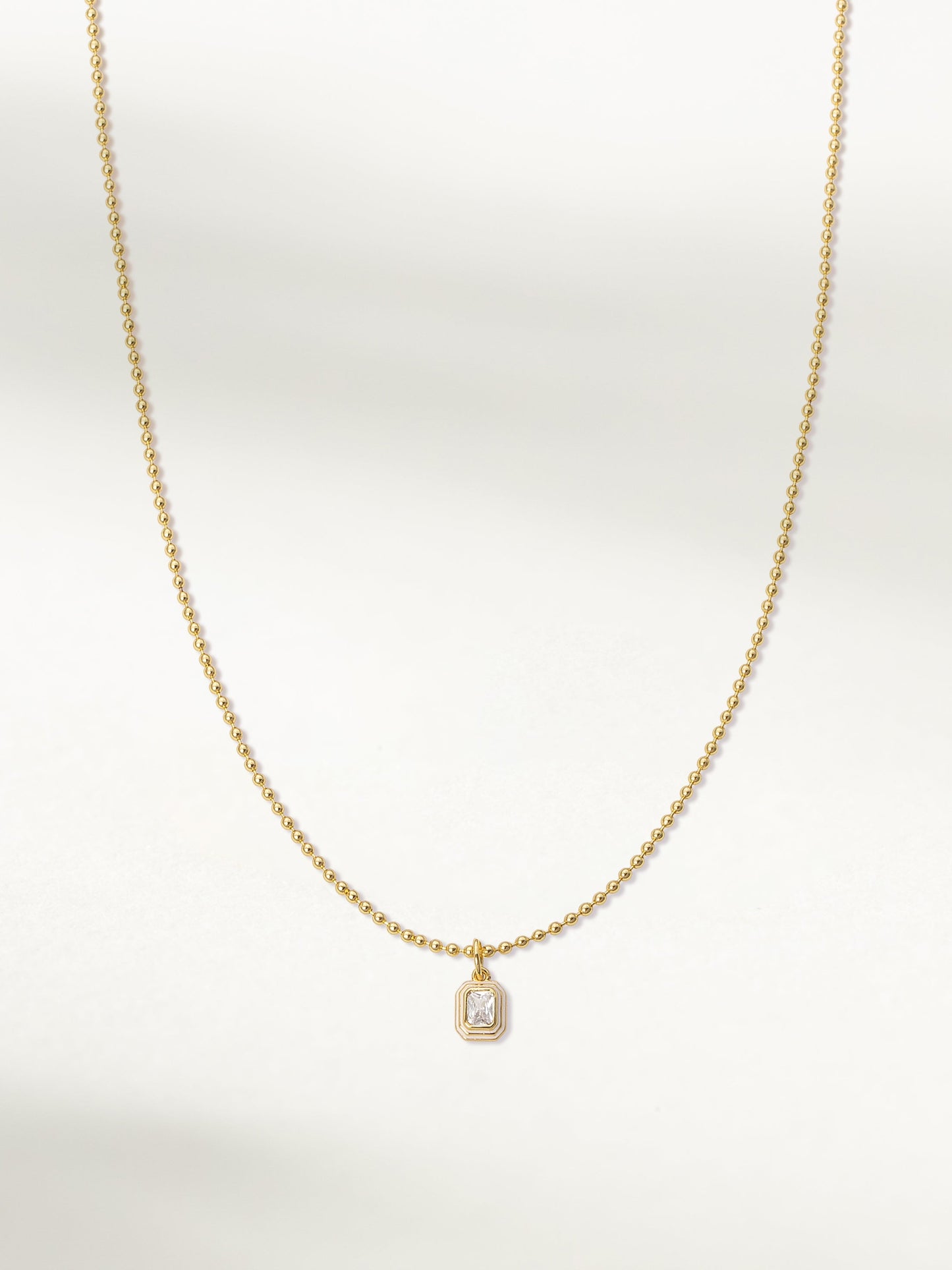 Collier pendentif et chaîne Applause