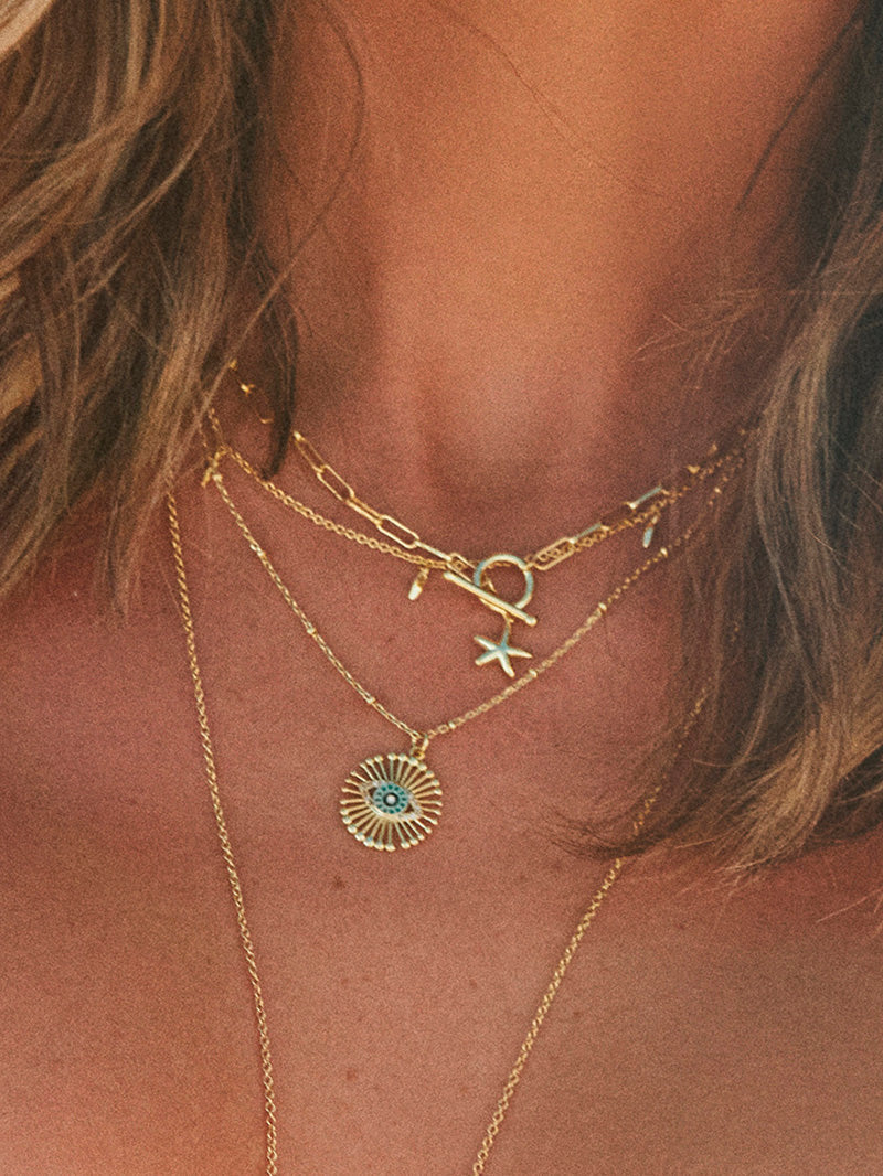 Collier délicat à superposer