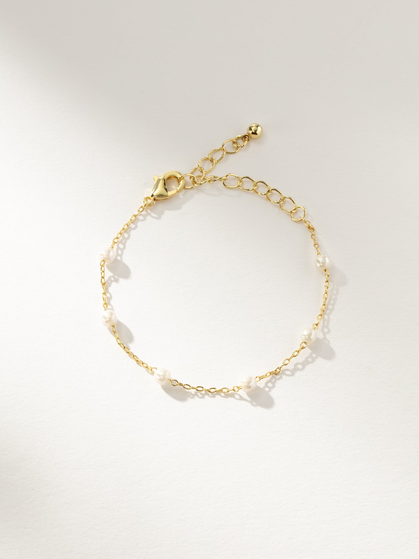 Bracelet de perles et de chaînes