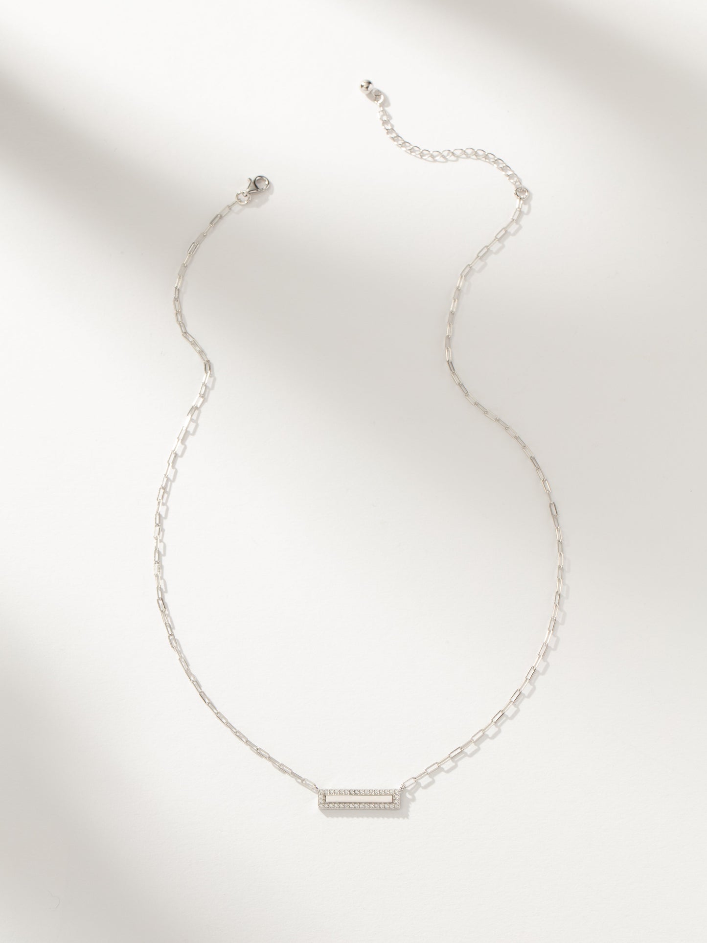 Collier pavé barre et chaîne
