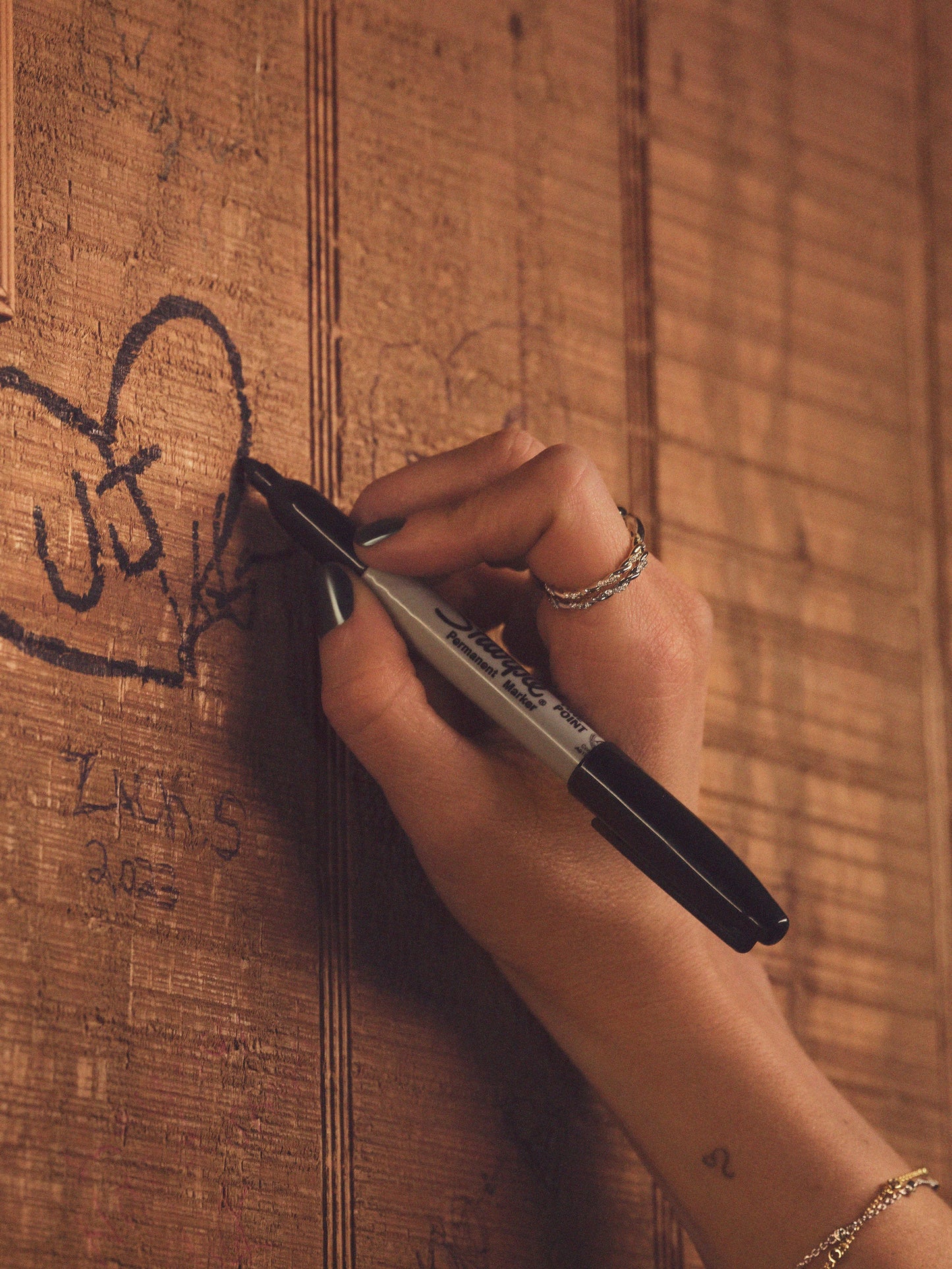 Bague torsadée délicate