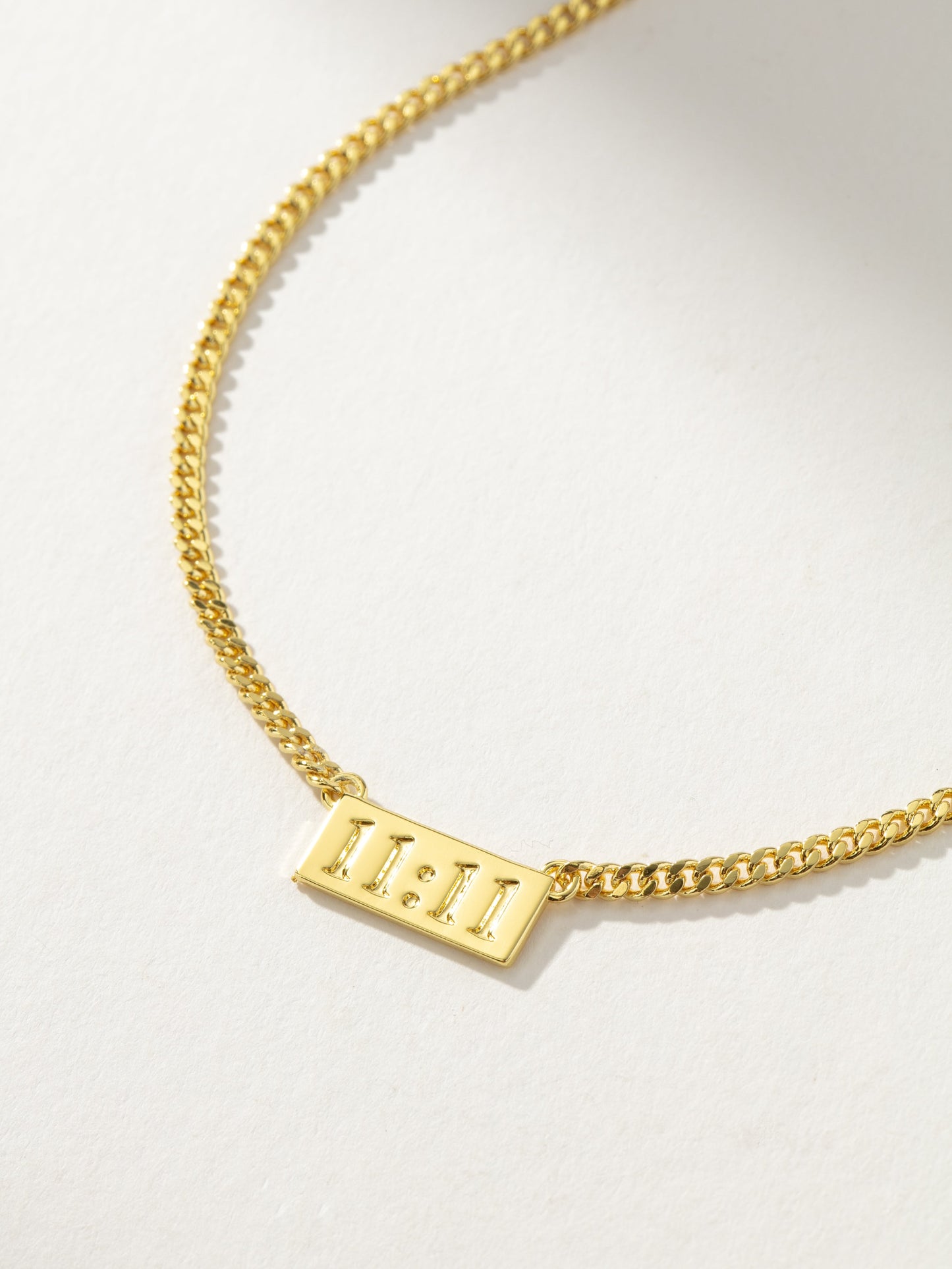 Collier pendentif 11:11