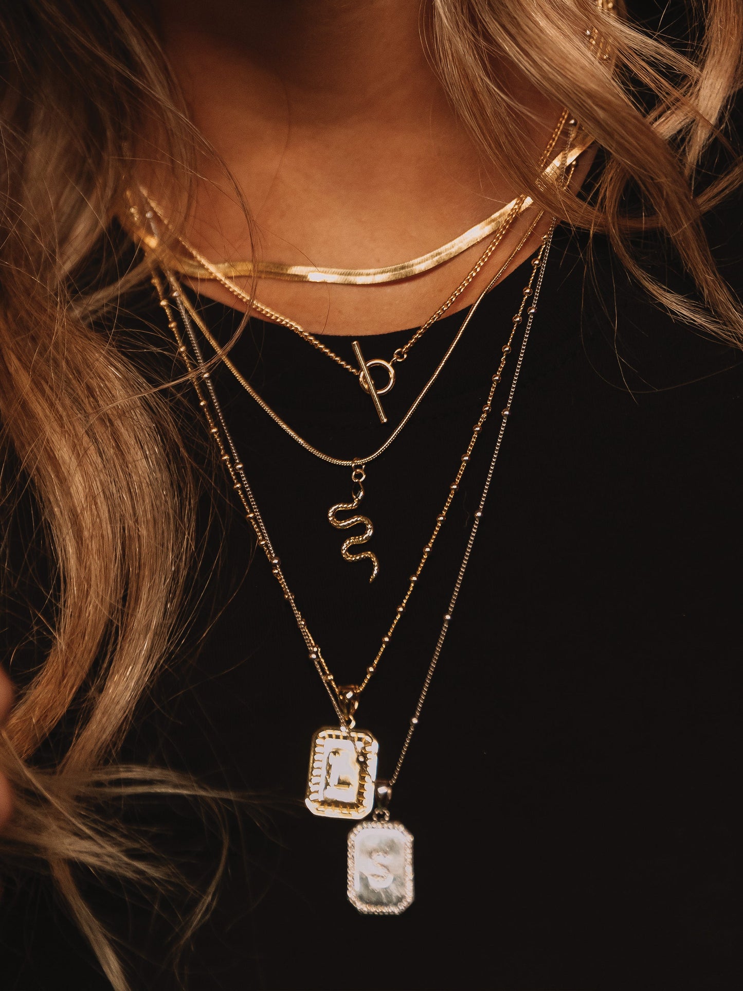 Collier pendentif serpent