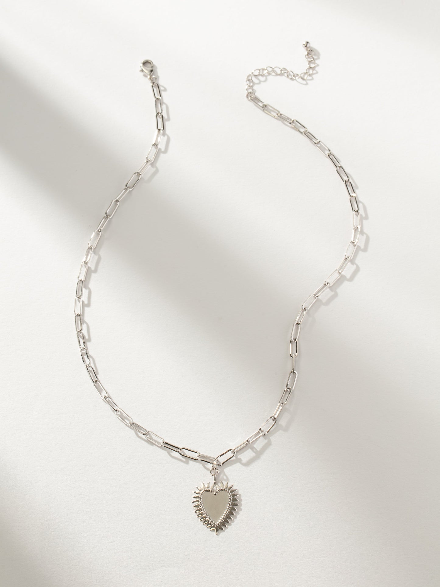 Collier cœur romantique désespéré