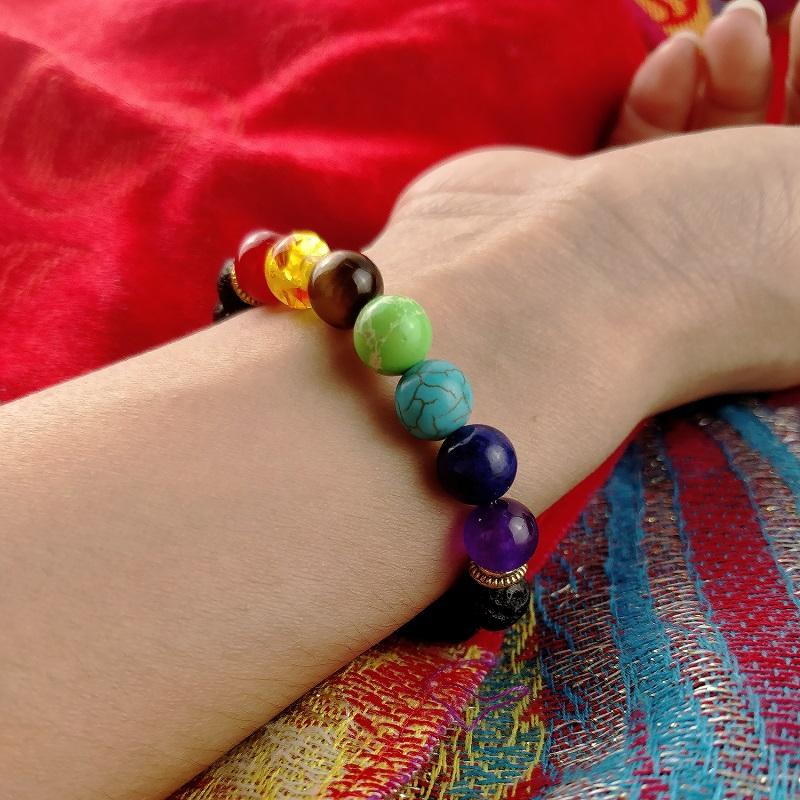 Bracelet en pierre de lave 7 chakras - Diffuseur d'huiles essentielles