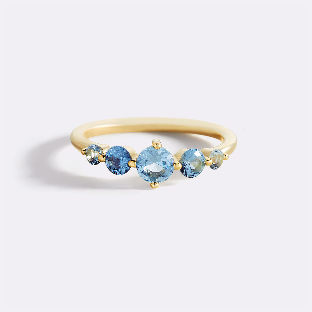 Bague de déclaration à cinq pierres de naissance