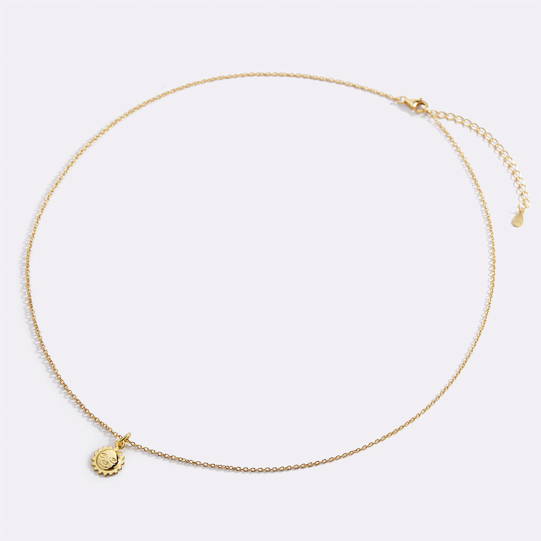 Collier pendentif breloque soleil