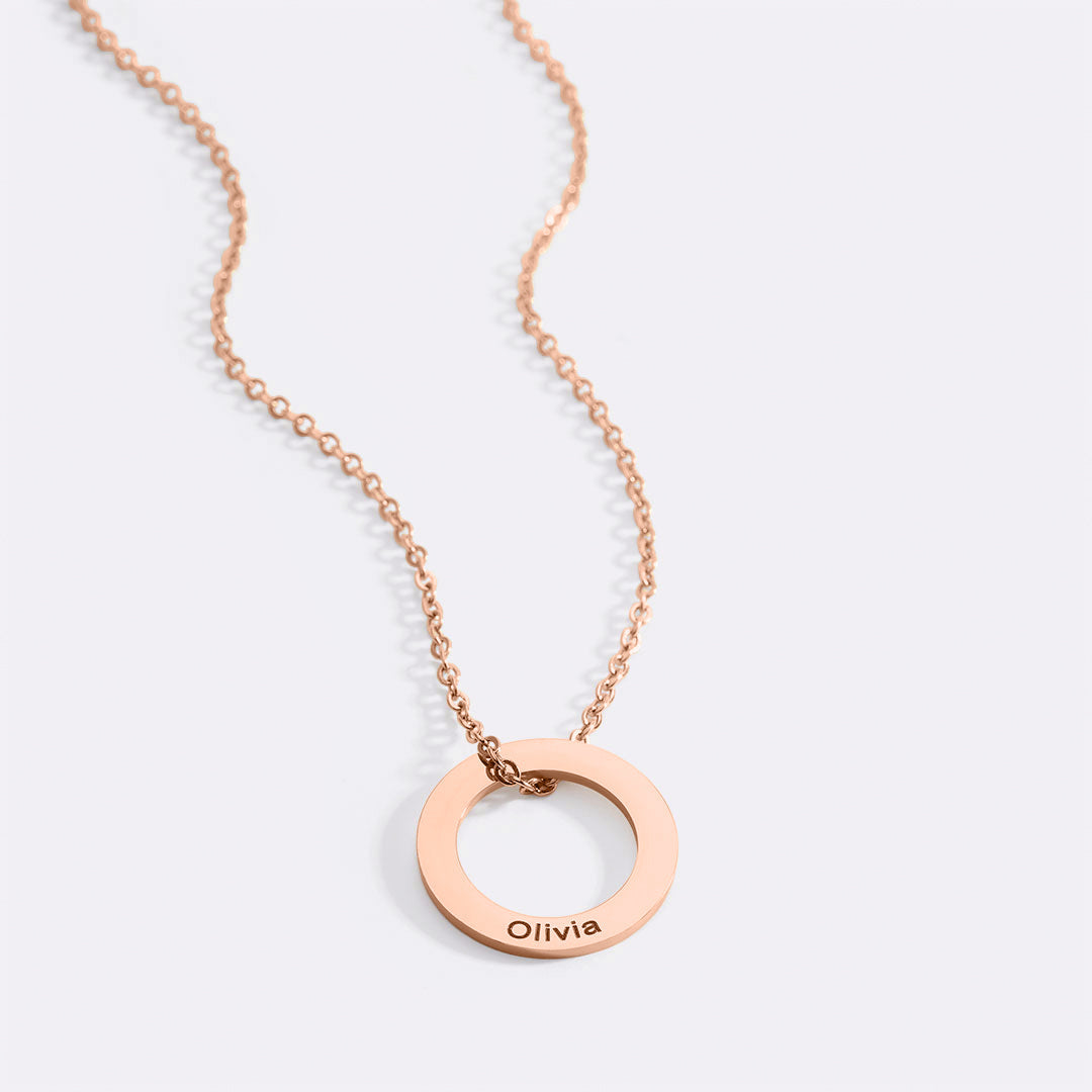 Personalized Linked Circle Necklace