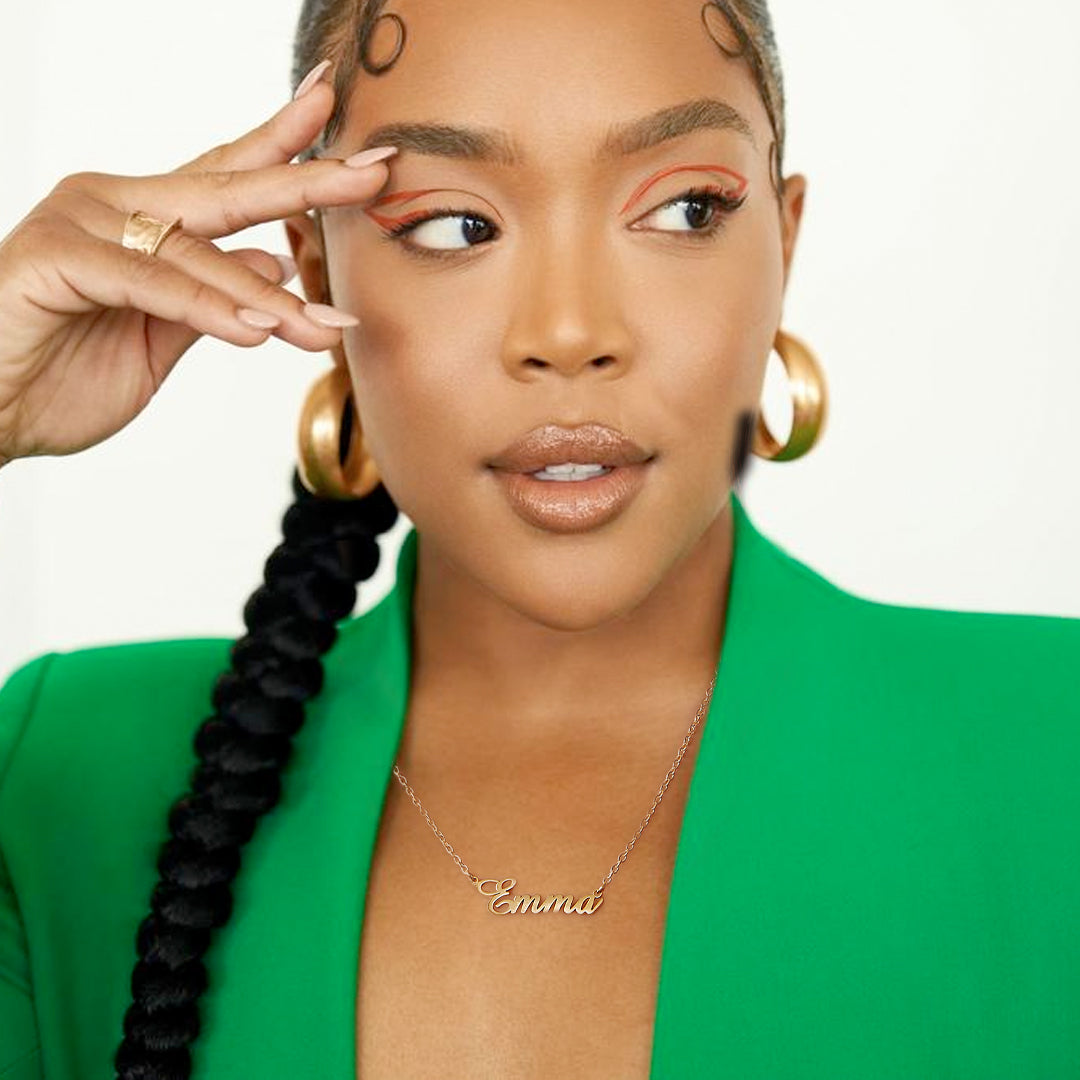 Collier avec nom en plume