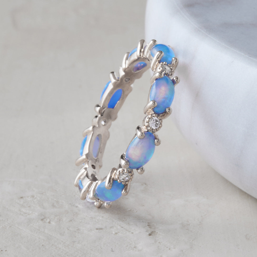Bague d'éternité en opale de feu