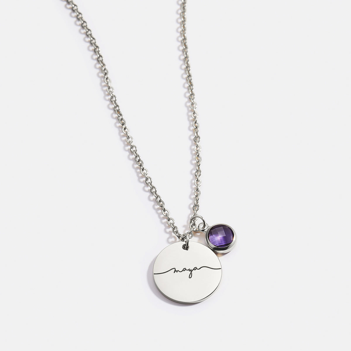 Halskette mit Geburtssteinen und Monogramm