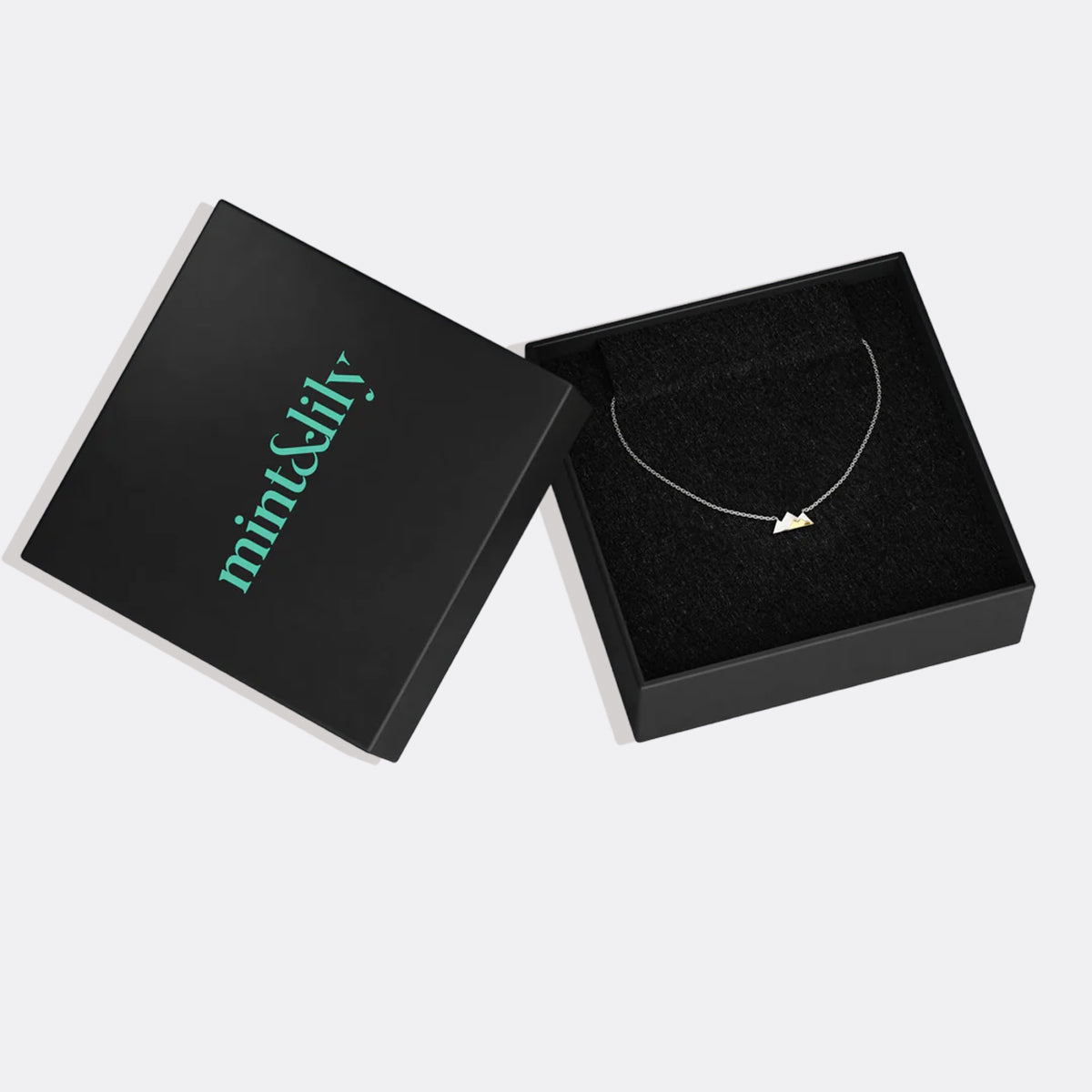 Collier de chaîne de montagnes