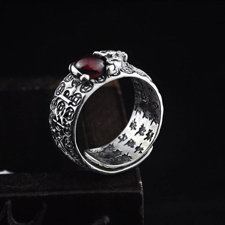 Bague Pixiu en grenat naturel - Bague Feng Shui