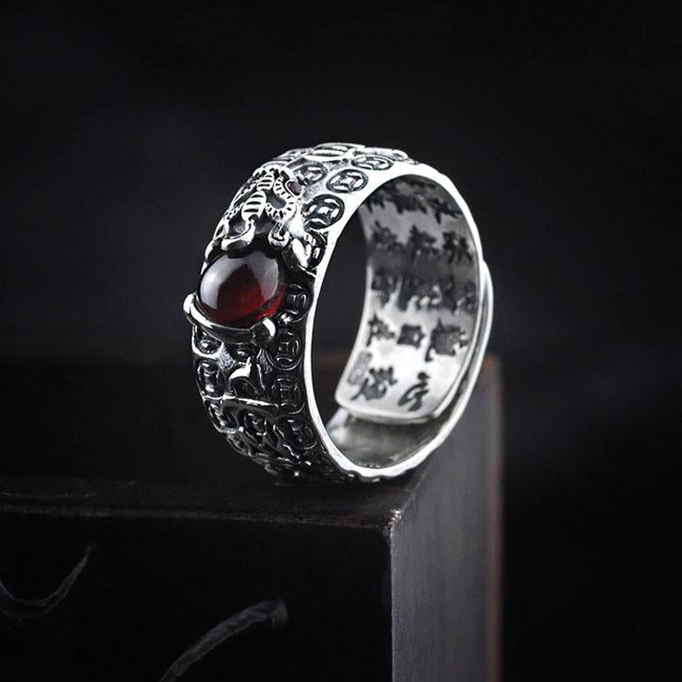 Bague Pixiu en grenat naturel - Bague Feng Shui