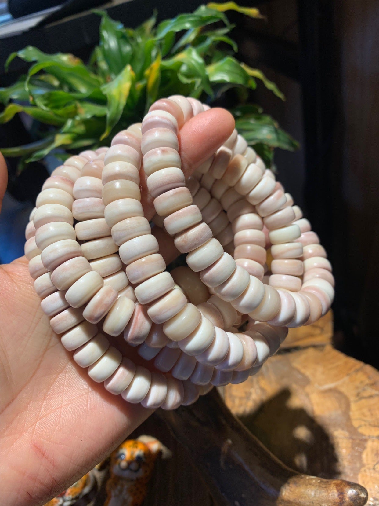 Camel Bone Flake Bracelet(12mm*6mm)