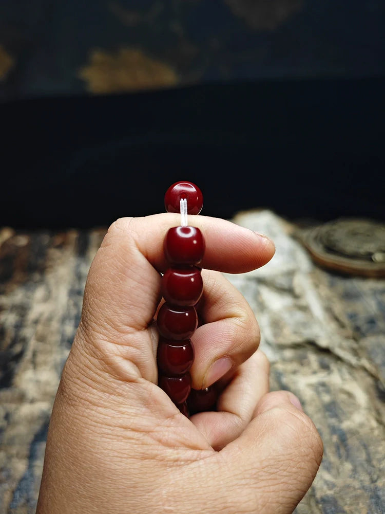 Bracelet Bodhi rouge en perles pour la méditation