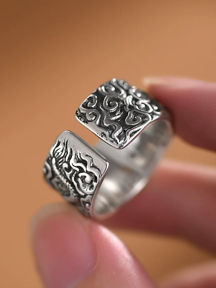 Bague en argent 925 avec dragon de bon augure jouant avec une perle