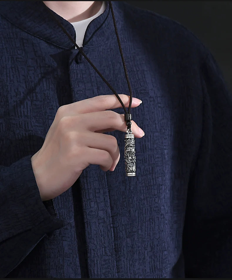 Pendentif disque de dragon en argent pur