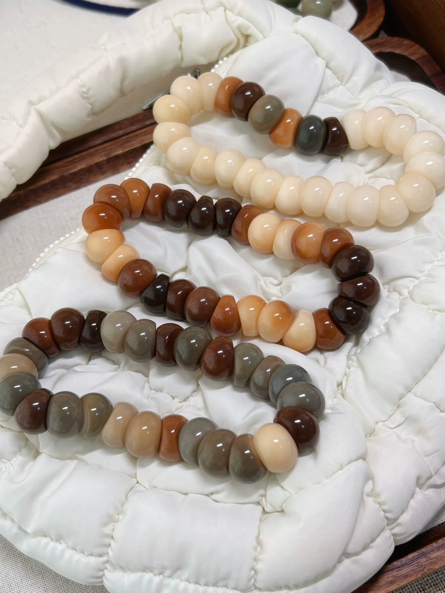 New Milky Coffee Garlic Bodhi Bracelet 14MM (Multiple Colors Available)