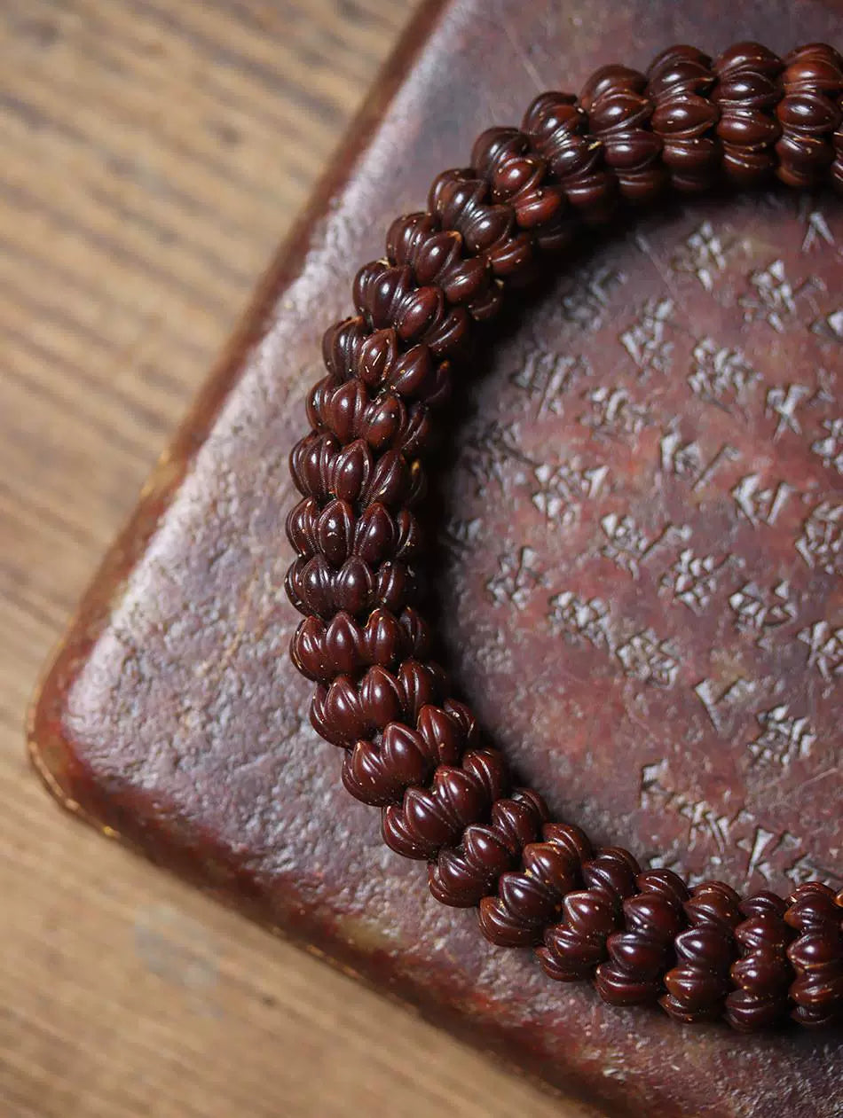 Bracelet Bodhi en perles de lotus rat en or violet naturel : perles de Bouddha porte-bonheur