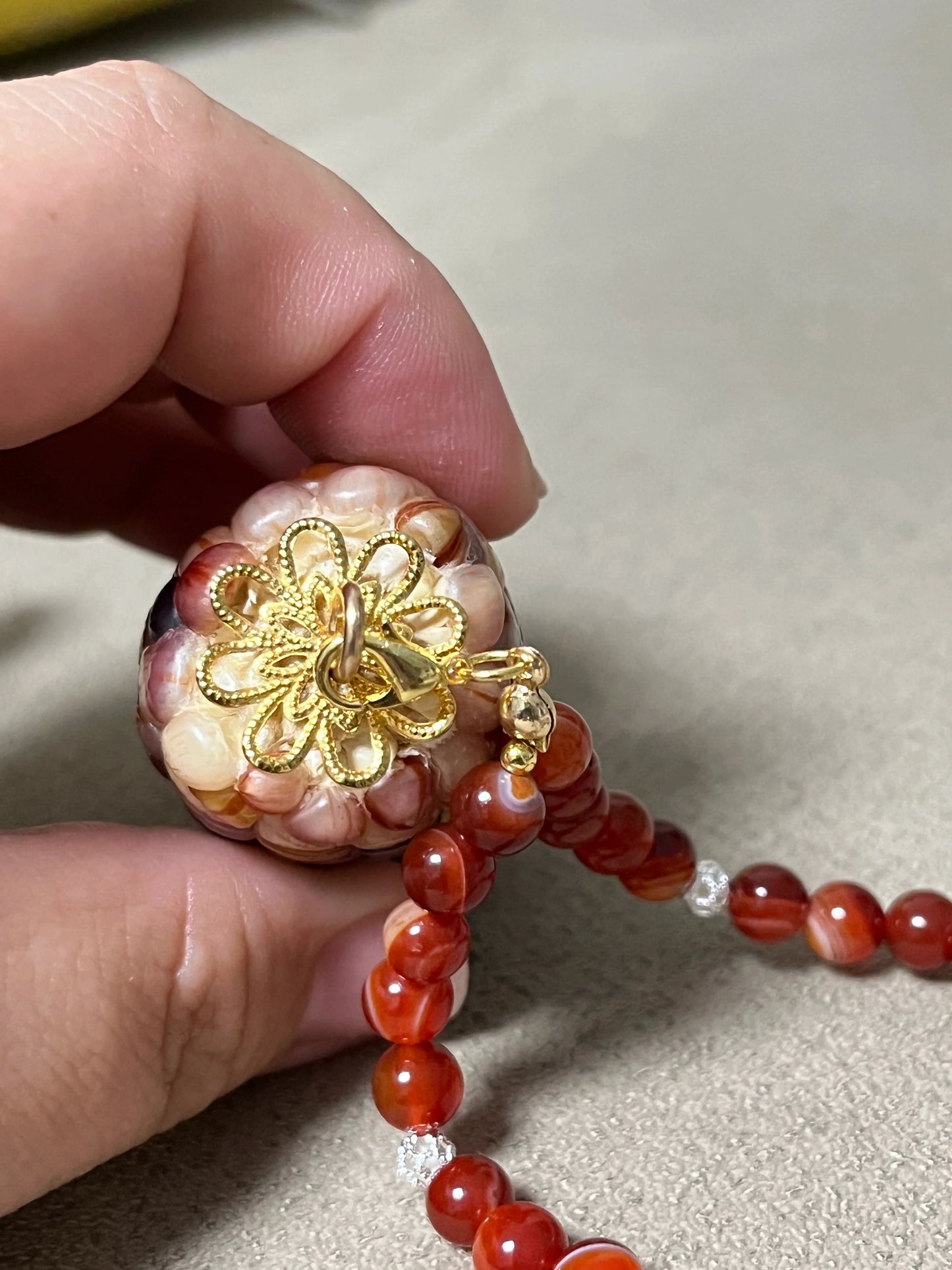High-Transparency Gemstone Pink Blood Corn Ornament for Reducing Stress