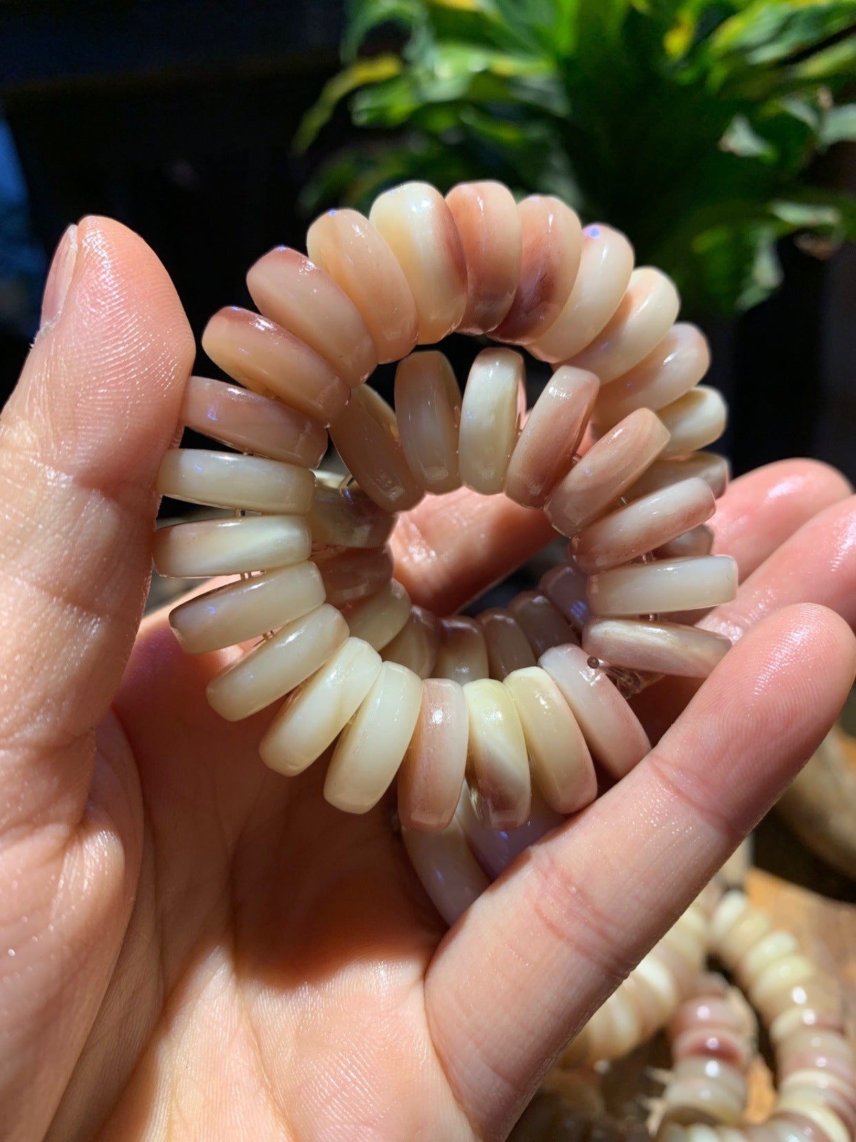 Large Camel Bone Flake Bracelet(14.5mm*5mm)