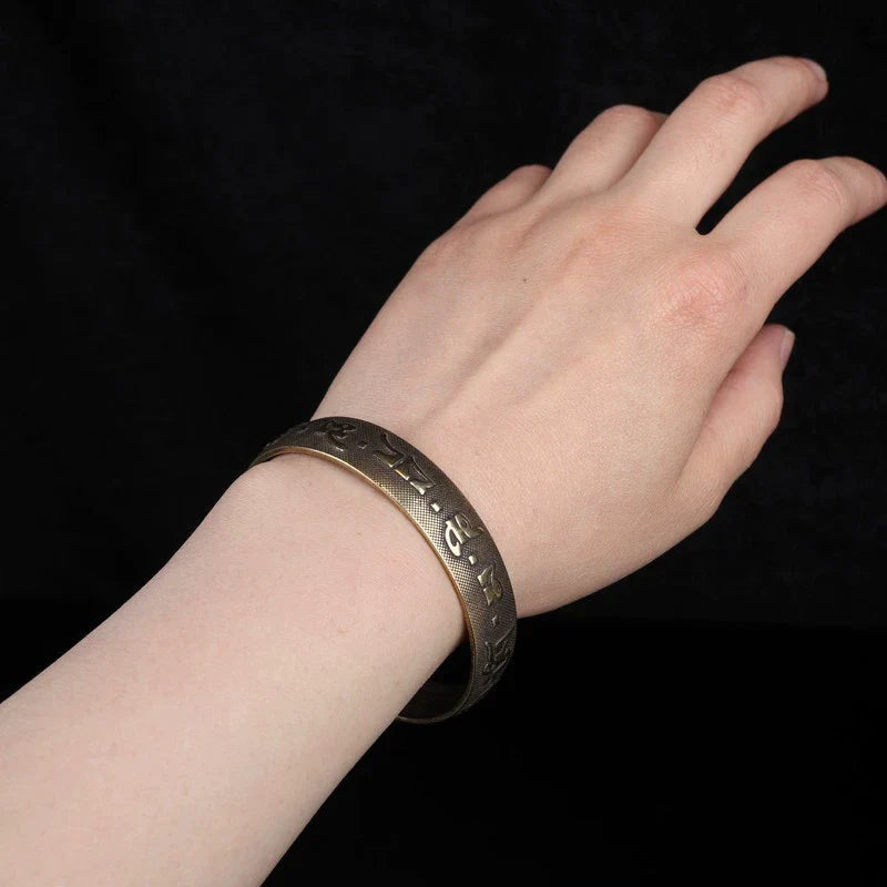 Tibetan Copper Bracelet Six-Syllable Mantra Vajra Pestle Bangle