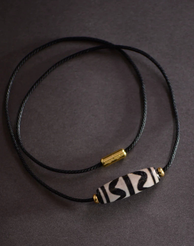 Tibetan Nine-Eyed Beads Pendant Unisex Dzi Beads Necklace