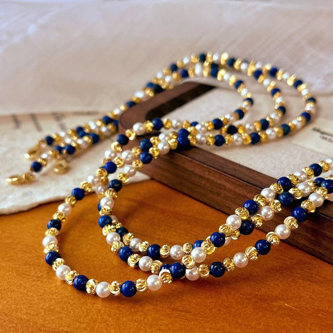 Vintage Halskette mit natürlichen Lapislazuli-Perlen, mehrschichtige Halskette mit Schlüsselbeinkette