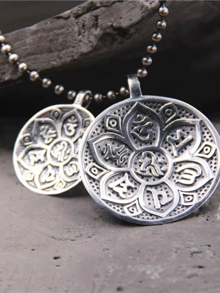 Pendentif rond en argent sterling S925 avec inscription « mantra rétro à six caractères »
