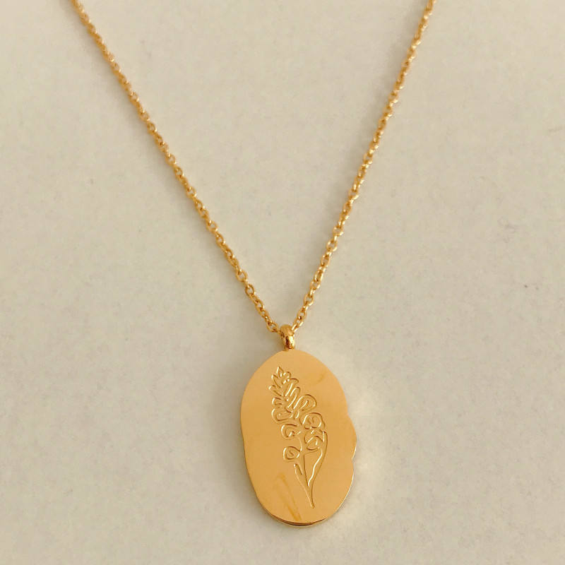 Collier pendentif fleur de naissance en or