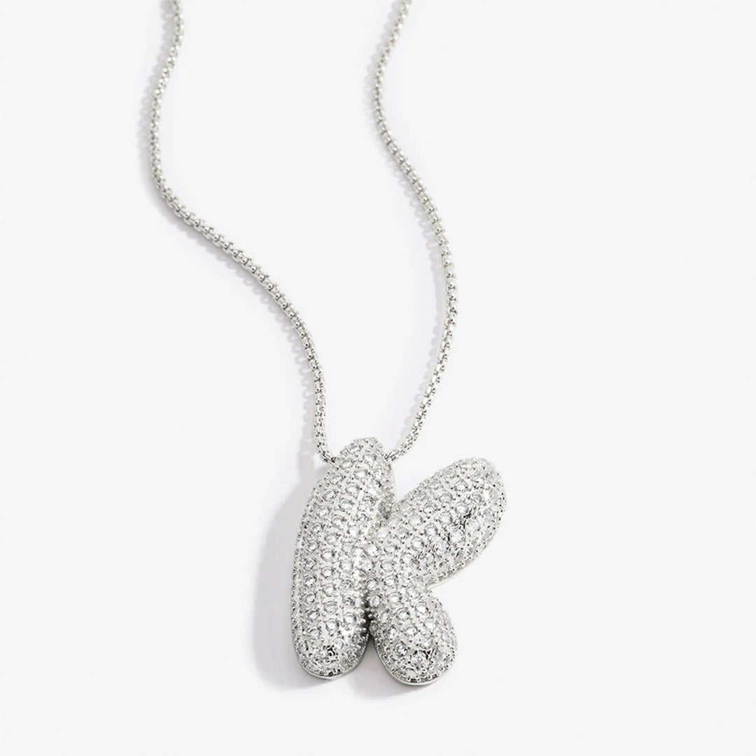 Halskette mit Pavé-Initialen und Blasen