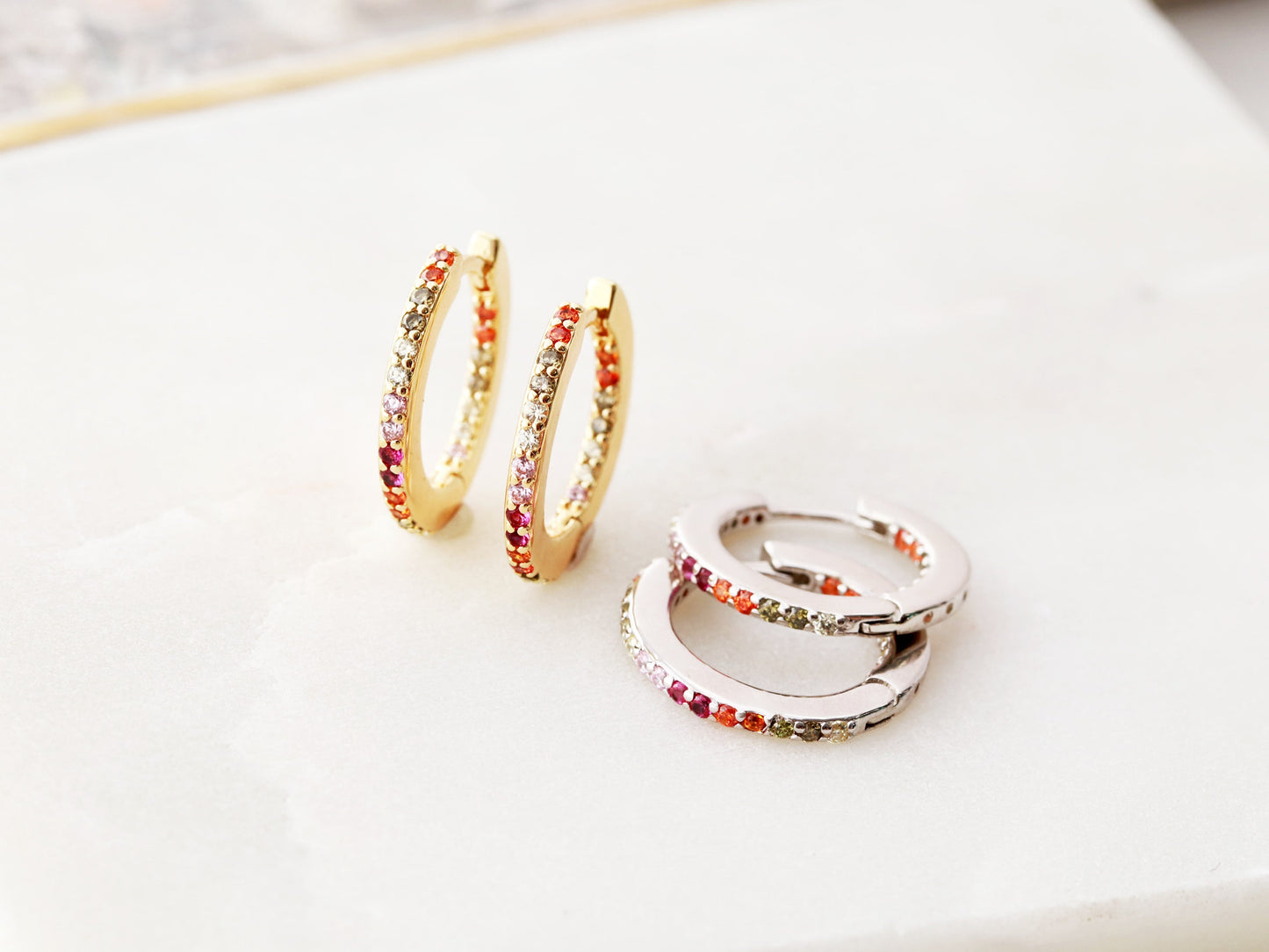 Boucles d'oreilles arc-en-ciel | 16 mm