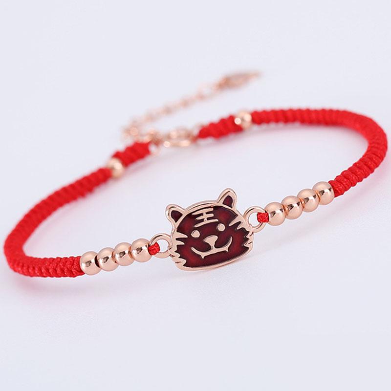 Bracelets du zodiaque chinois à fil rouge : chance et protection