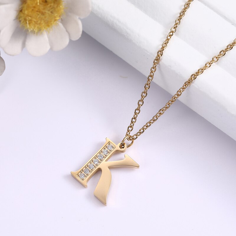 Collier satellite avec lettres en cristal