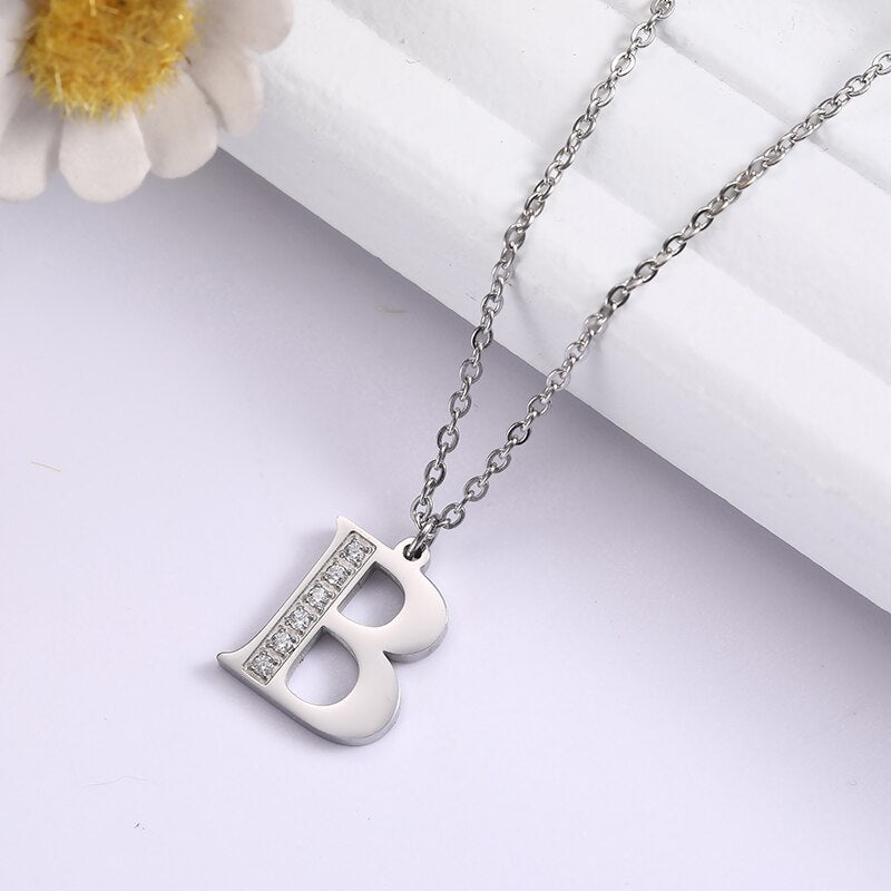 Collier satellite avec lettres en cristal